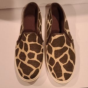 Cole Haan Jennica Giraffe Slip Ons Size 6 1/2